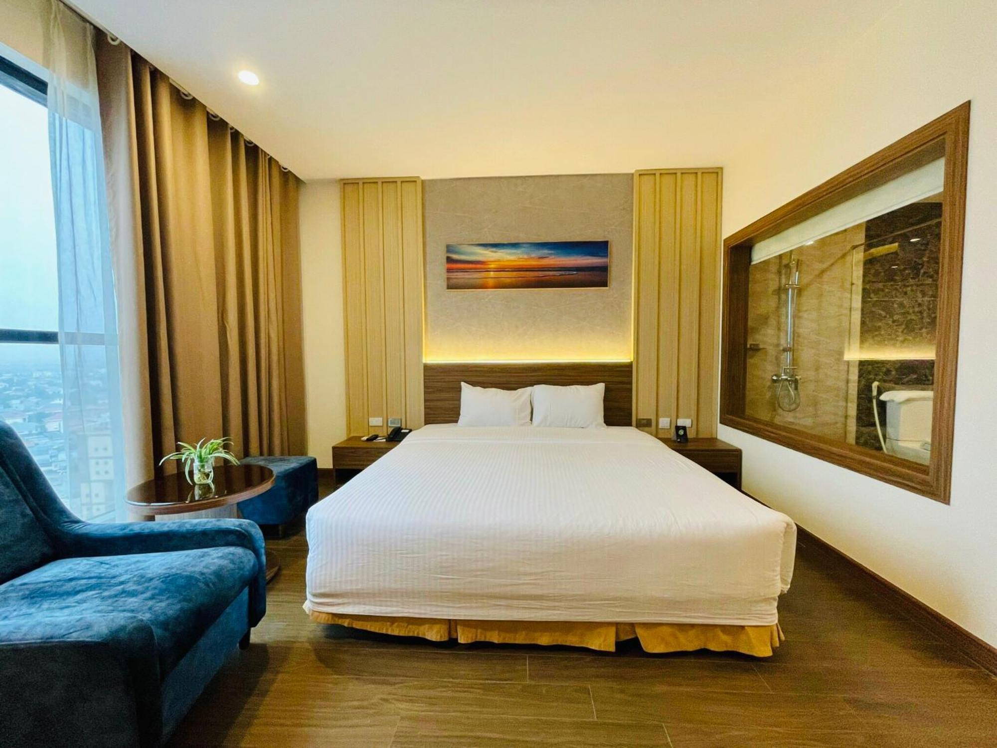 Muong Thanh Grand Quang Tri Hotel Buitenkant foto