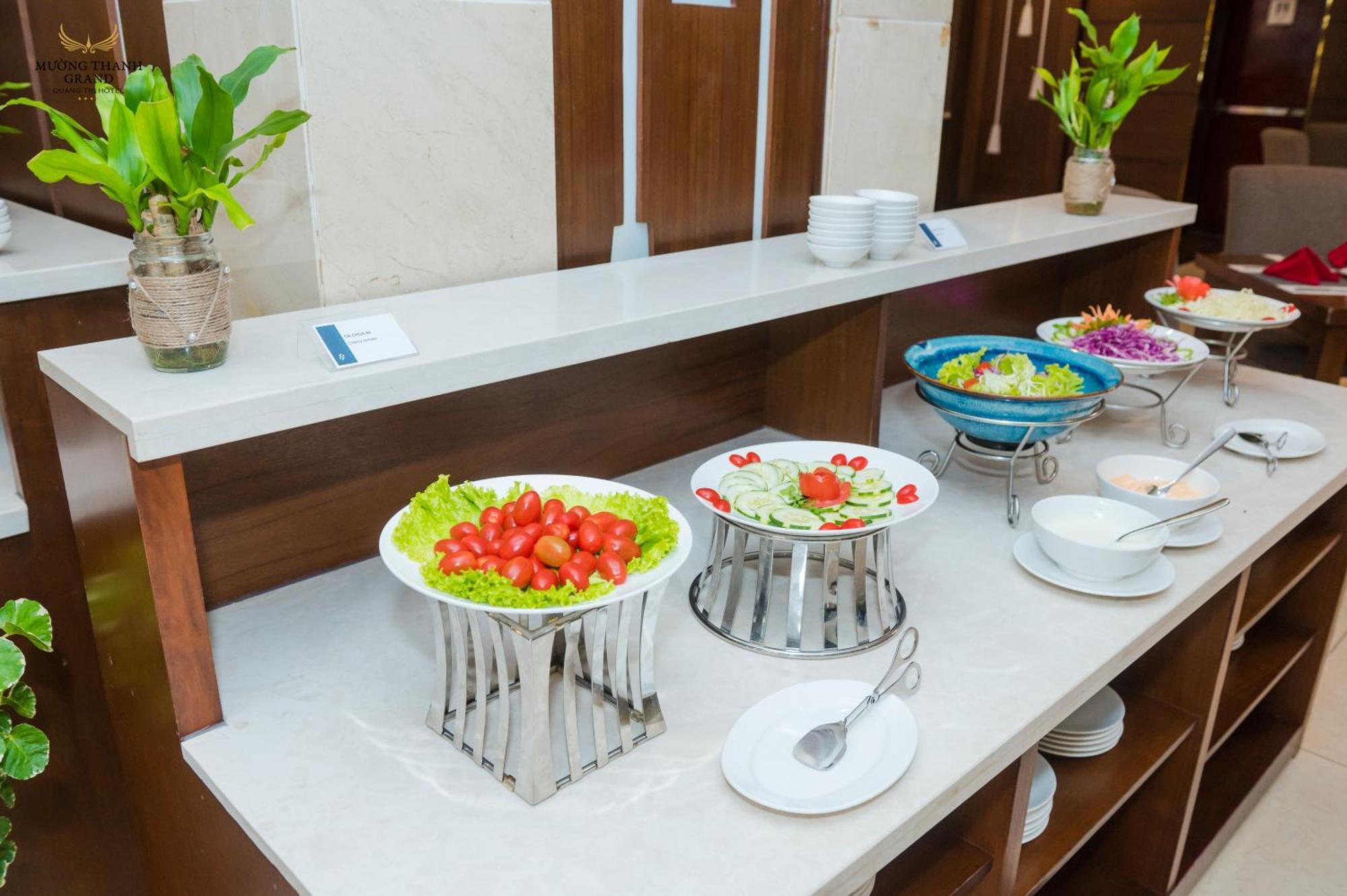 Muong Thanh Grand Quang Tri Hotel Buitenkant foto