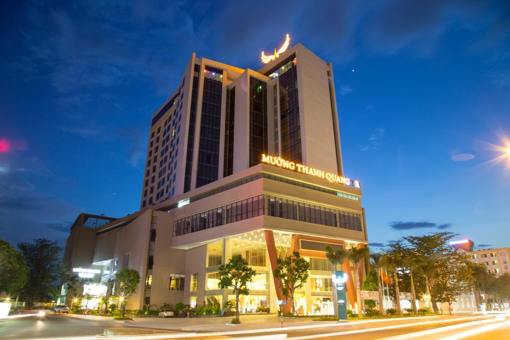 Muong Thanh Grand Quang Tri Hotel Buitenkant foto
