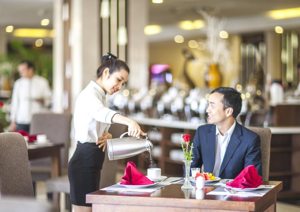 Muong Thanh Grand Quang Tri Hotel Buitenkant foto