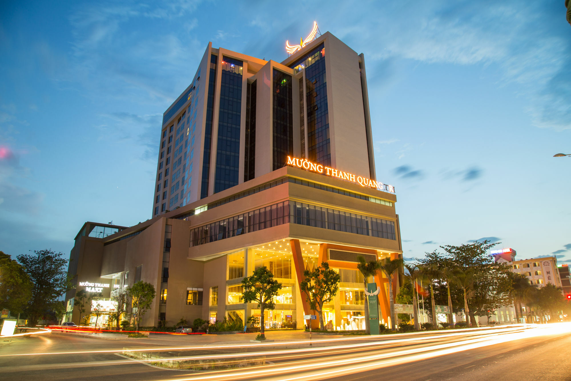 Muong Thanh Grand Quang Tri Hotel Buitenkant foto